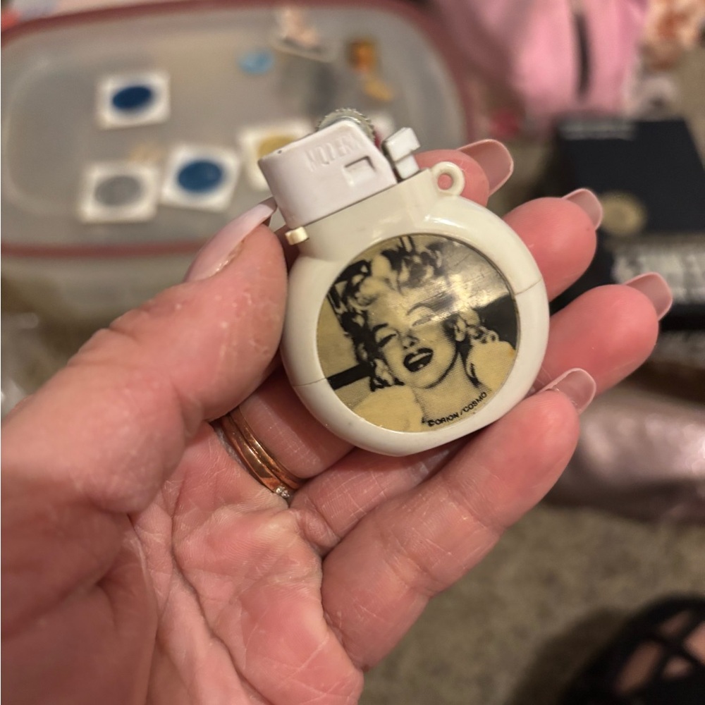 Marilyn Monroe collectibles